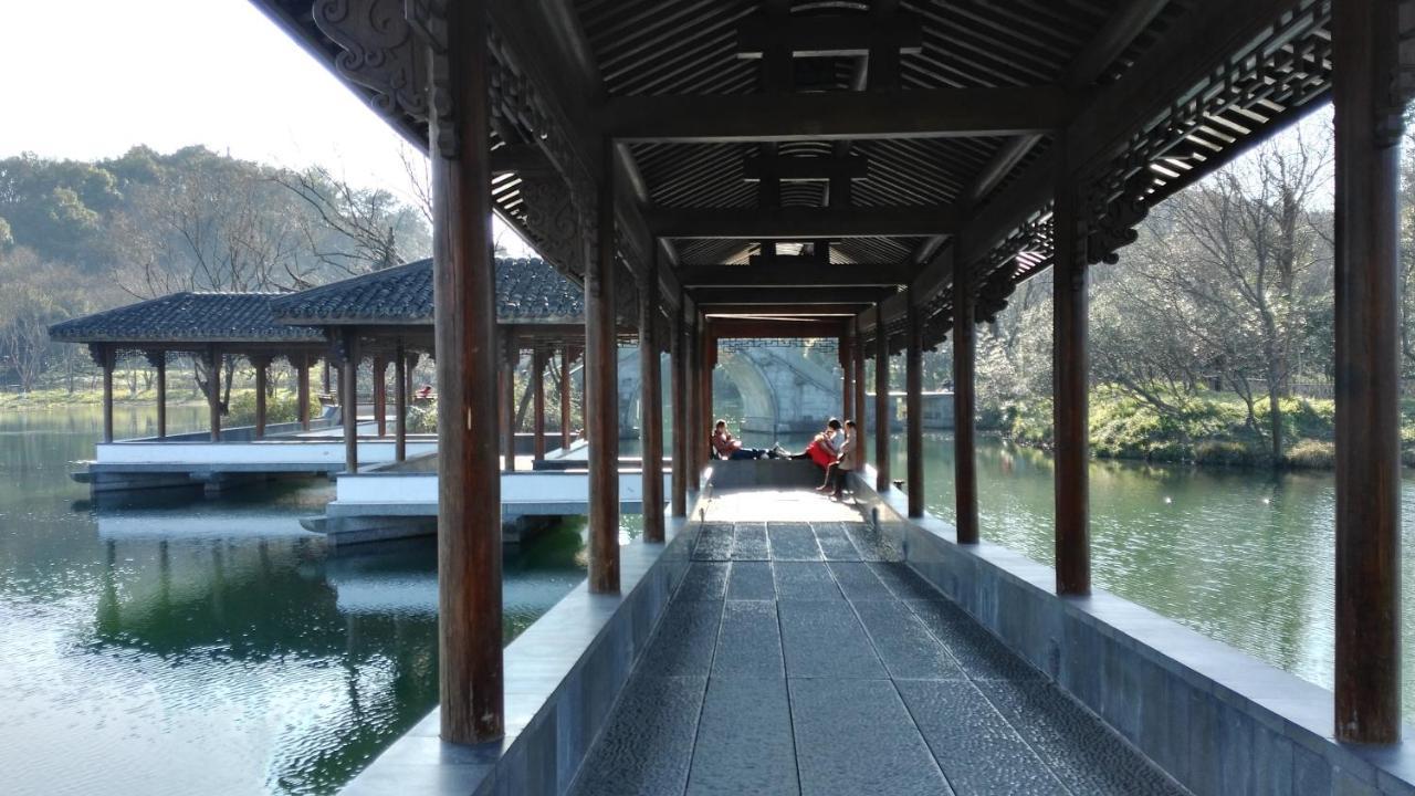Homestay Jiuyueji *